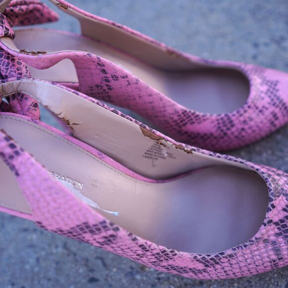BCBGeneration Henaya Pink Snake Print Slingback Heels 9.5M Bow Detail - Picture 9 of 13